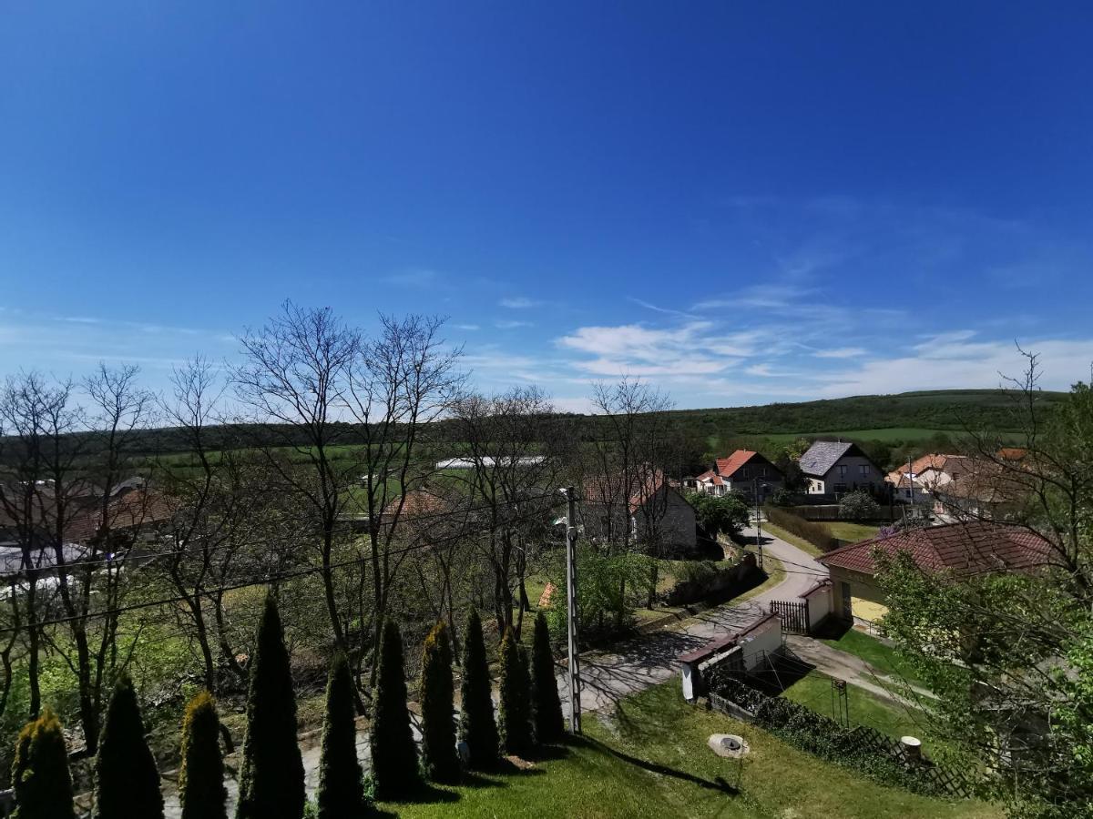 Sokristaly Vendeghaz Hotel Demjen Luaran gambar